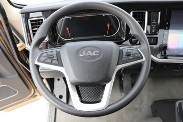 ���� ����˹T9 220���� 4X2 6.8���Ű������ػ���(����)ͼƬ