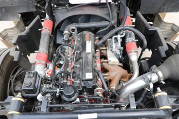 ���� ����˹T9 220���� 4X2 6.8���Ű������ػ���(����)ͼƬ