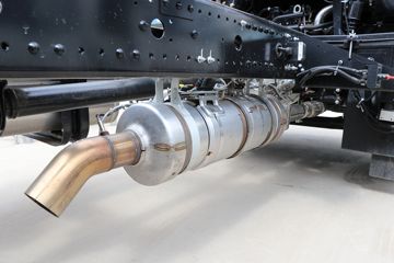 ���� ����˹T9 220���� 4X2 6.8���Ű������ػ���(����)ͼƬ