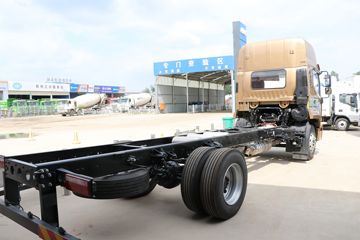 ���� ����˹T9 220���� 4X2 6.8���Ű������ػ���(����)ͼƬ