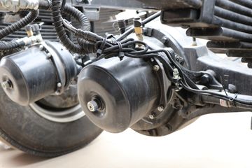 ���� ����˹T9 220���� 4X2 6.8���Ű������ػ���(����)ͼƬ