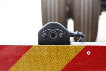 ���� ����˹T9 220���� 4X2 6.8���Ű������ػ���(����)ͼƬ