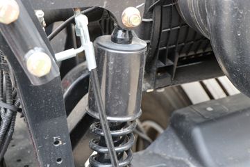 ���� ����˹T9 220���� 4X2 6.8���Ű������ػ���(����)ͼƬ