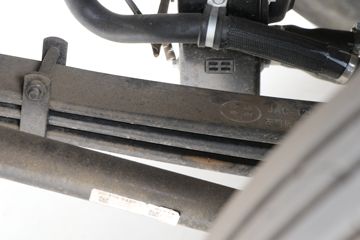 ���� ����˹T9 220���� 4X2 6.8���Ű������ػ���(����)ͼƬ