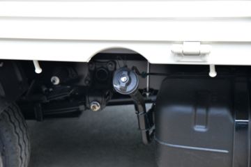 ���� ����M2 ������ 1.6L 122���� ���� 3.3�׵�������΢��(BJ1032V5JV5-01)ͼƬ