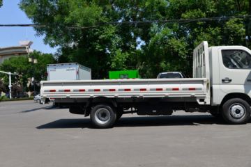 ���� ����M2 ������ 1.6L 122���� ���� 3.3�׵�������΢��(BJ1032V5JV5-01)ͼƬ