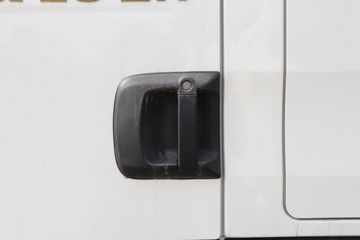 �й����� HOWO TX 250���� 4X2 9.6����ʽ�ػ���(����)(ZZ5187XXYN711GF1L)ͼƬ