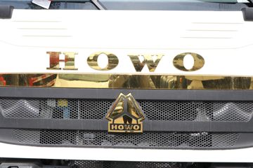 �й����� HOWO TX 250���� 4X2 9.6����ʽ�ػ���(����)(ZZ5187XXYN711GF1L)ͼƬ