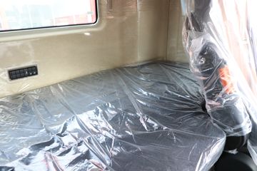 �й����� HOWO TX 250���� 4X2 9.6����ʽ�ػ���(����)(ZZ5187XXYN711GF1L)ͼƬ