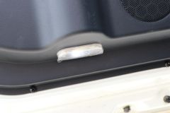 中国重汽 HOWO TX 250马力 4X2 9.6米厢式载货车(国六)(ZZ5187XXYN711GF1L)