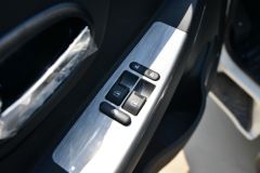 欧铃汽车 V5尊享版 1.6L 122马力 汽油 4.005米单排厢式轻卡(国六)(ZB5032XXYVDD2L)