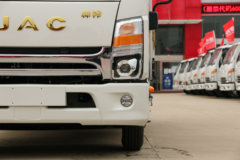 新版q6已到店！有意者请联系我哦，价格安逸的板