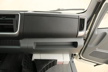 ���� ˧��Q6 130���� 4.18�׵��������Ῠ(����)ͼƬ