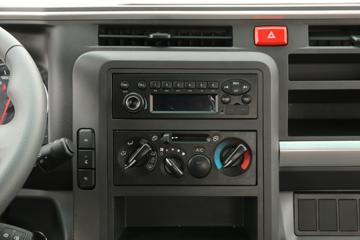 ���� ˧��Q6 130���� 4.18�׵��������Ῠ(����)ͼƬ