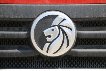 �������� 7ϵ 220���� 4X2 3.8���Ű���ж��(����)ͼƬ