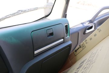 �������� 7ϵ 220���� 4X2 3.8���Ű���ж��(����)ͼƬ