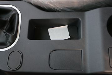 �������� 7ϵ 220���� 4X2 3.8���Ű���ж��(����)ͼƬ
