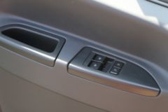 重汽王牌 7系 220马力 4X2 3.8米排半自卸车(国六)(CDW3181A2Q6)