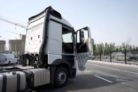 奔驰新Actros&nbsp;牵引车驾驶室                                               图片