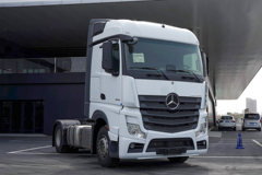 奔驰 新Actros重卡 450马力 4X2 牵引车(型号1845 LS)(国六)