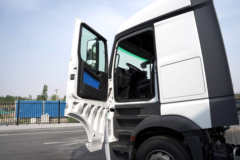 奔驰 新Actros重卡 450马力 4X2 牵引车(型号1845 LS)(国六)