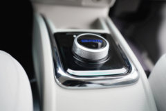 SRM鑫源 新海狮EV 2021款舒适型 4.5米纯电动多用途乘用车41.86kWh