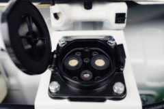 SRM鑫源 新海狮EV 2021款舒适型 4.5米纯电动多用途乘用车41.86kWh