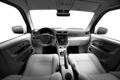SRM鑫源 新海狮EV 2021款舒适型 4.5米纯电动多用途乘用车41.86kWh
