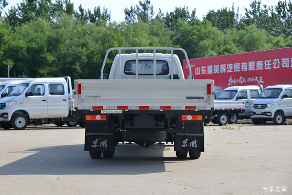 河南佳阳东风小霸王w17车型，5万免息购车轻松提