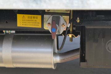  СW17 1.6L 123 3.95׵ʽ΢()(EQ5031XYK60Q7AC)ͼƬ