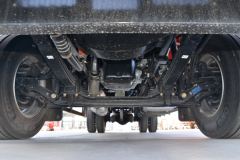 陕汽重卡 德龙L5000 绿通版 240马力 4X2 6.8米仓栅式载货车(国六)(SX5189CCYLA501F2)