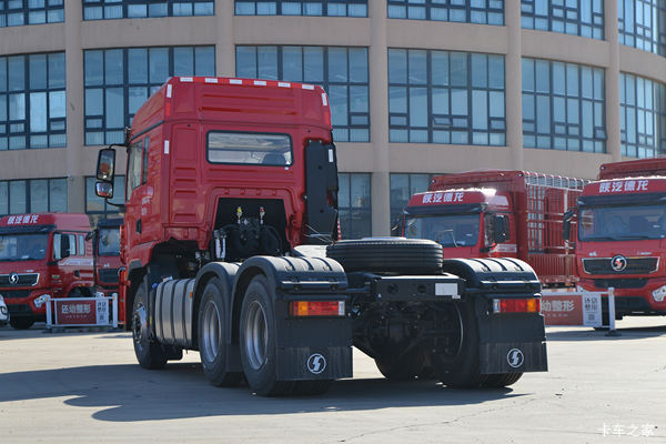 德龙M3000S牵引车西安市火热促销中 让利高达6万