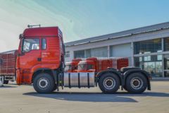 陕汽重卡 德龙M3000S 430马力 6X4牵引车(国六)(SX4259MD4Q1)