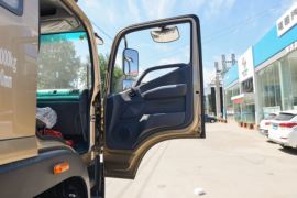 奥铃大黄蜂&nbsp;载货车驾驶室                                               图片