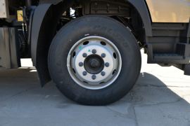 奥铃大黄蜂&nbsp;载货车底盘                                                图片