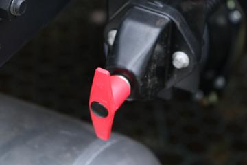 �ִ����ó� ��һ�������ؿ� 540���� 6X4 AMT�Զ���ǣ����(����)(2.846�ٱ�)(CHM4250KPQ46T)ͼƬ