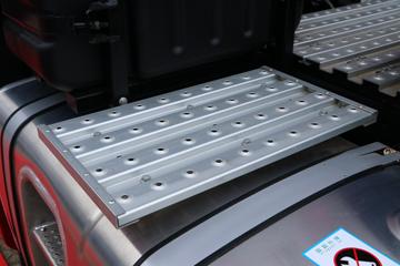 �ִ����ó� ��һ�������ؿ� 540���� 6X4 AMT�Զ���ǣ����(����)(2.846�ٱ�)(CHM4250KPQ46T)ͼƬ