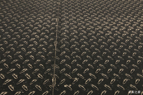 ����Sϵ(ԭ����Sϵ)�ػ����Ϻ����ȴ����� �����ߴ�0.6��