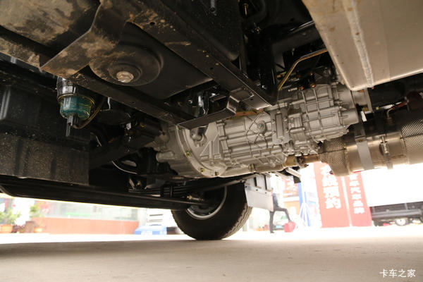 一汽解放,2年免费上门救援,解放永远陪伴你