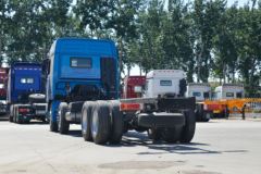 福田 欧曼EST 基本型 490马力 8X4 9.53米AMT自动档栏板载货车(国六)(速比2.867)(BJ1319Y6GRL-01)
