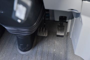 ���� ŷ��EST ������ 520���� 8X4 9.53��AMT�Զ��������ػ���(����)ͼƬ