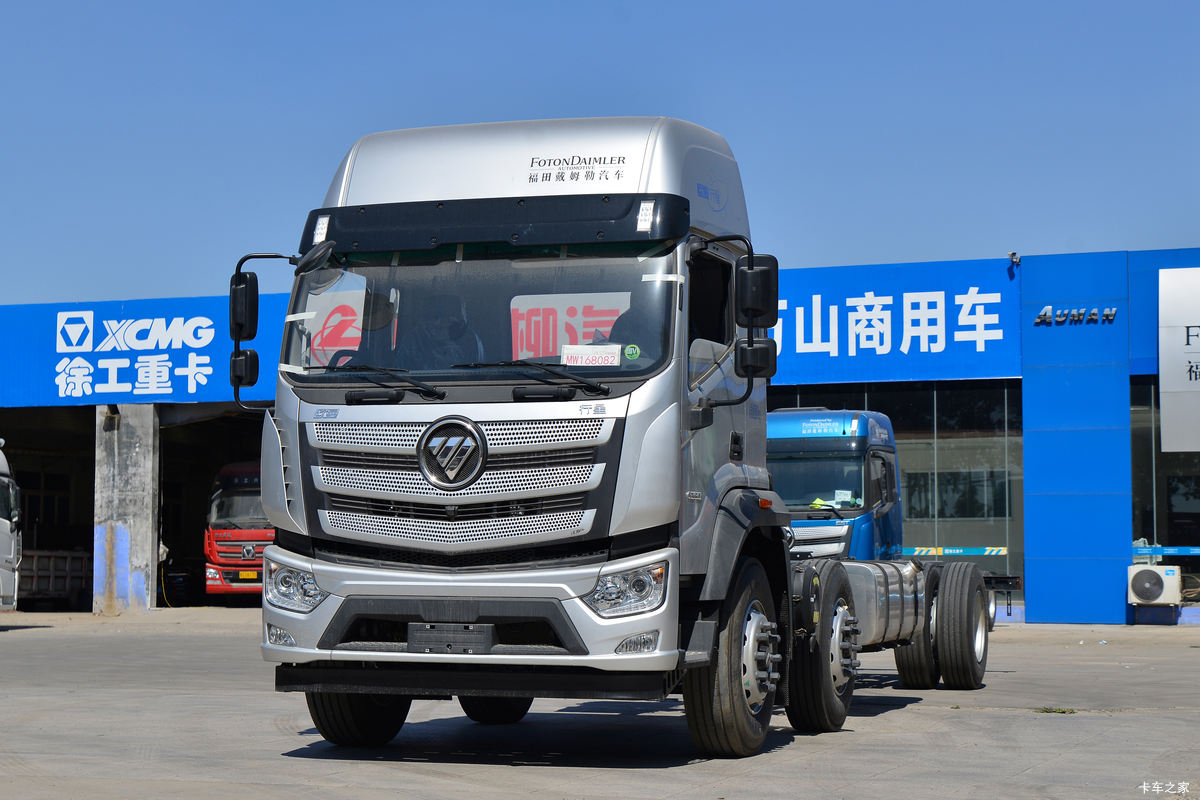 福田 欧曼行星 基本型 290马力 6X2 8.6米厢式载货车(国六)