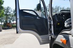 福田 欧曼行星 基本型 290马力 6X2 8.6米厢式载货车(国六)(BJ5256XXY-1A)