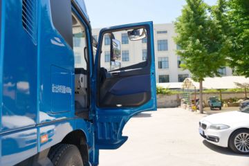 ŷEST  520 6X4 AMTԶǣ()(2.846ٱ)(BJ4259Y6DHL-12)ͼƬ
