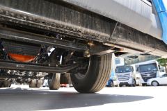 福田 欧曼EST 北方版 520马力 8X4 9.53米AMT自动挡栏板载货车(国六)(BJ1319Y6GRL-01)