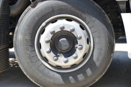 欧曼GTL&nbsp;牵引车底盘                                                图片