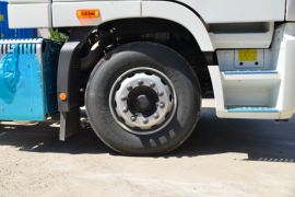 欧曼GTL&nbsp;牵引车底盘                                                图片