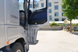 欧曼EST&nbsp;牵引车驾驶室                                               图片