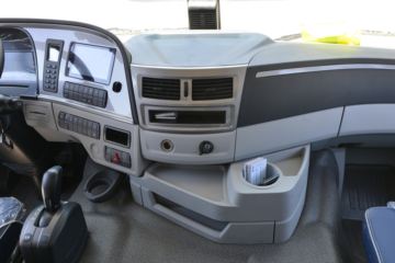  ŷEST  520 6X4 AMTԶǣ()(2.846ٱ)(BJ4259Y6DHL-12)ͼƬ