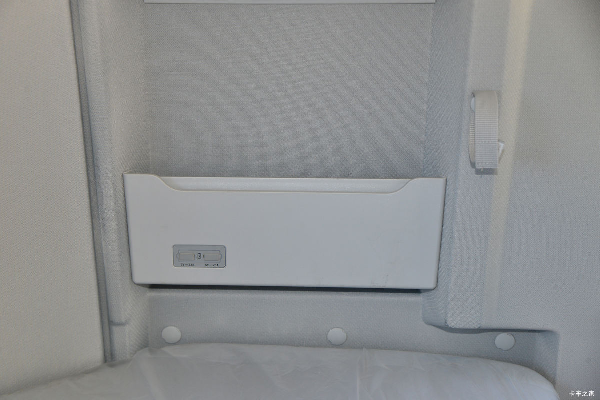  ŷEST Խ 560 6X4 AMTԶǣ()(BJ4259Y6DHL-01)ʻ                                               